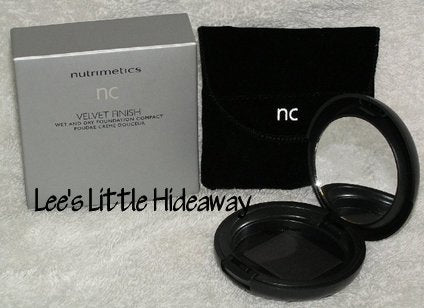 Nutrimetics nc Velvet Finish Wet & Dry Foundation Compact