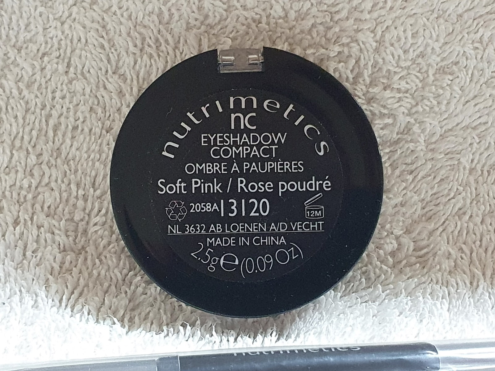 Nutrimetics nc Eyeshadow Compact - Soft Pink