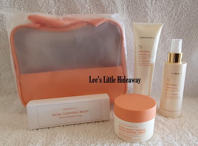 Nutrimetics Set - Skin Clean, Skin Fresh & Nutri Moist Intense moisturising creme PLUS *free gifts