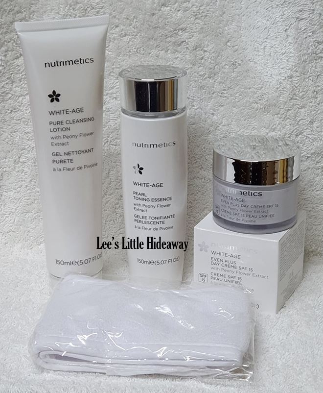Nutrimetics White-Age Skincare Set 