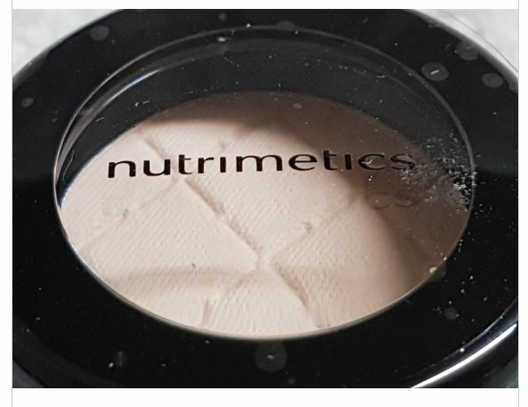 Nutrimetics nc Colour Impact Eyeshadow 1g - Linen